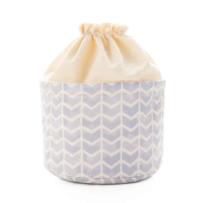 کیسه نان و سبزی نازیک یاسی